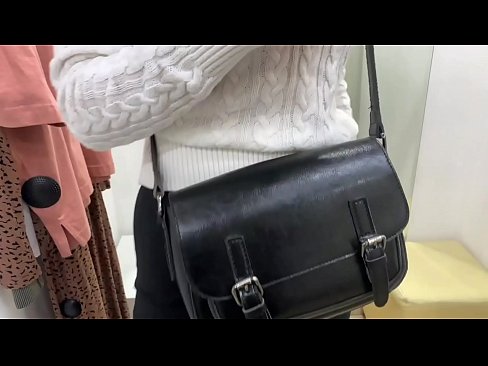 ❤️ ציבור מאַסטערביישאַן פון יונג הור פעראַלבעררי מיט אַ דילדאָ אין די פּאַסן צימער שווער פּאָרן ביי yi.mailkassa.ru ❌❤